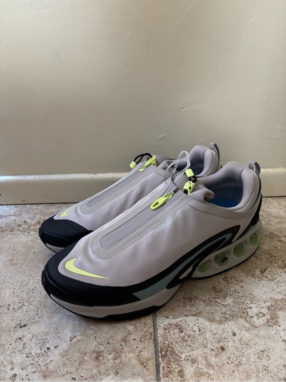 Nike Air Max DN Roam College Grey Black Lemon Twist Shoes Men’s 14 HQ8605-003